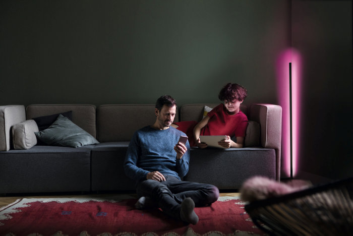 LEDVANCE SMART+ Floor Corner gulvlampe 140 cm RGB+TW